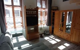 Western Apartman