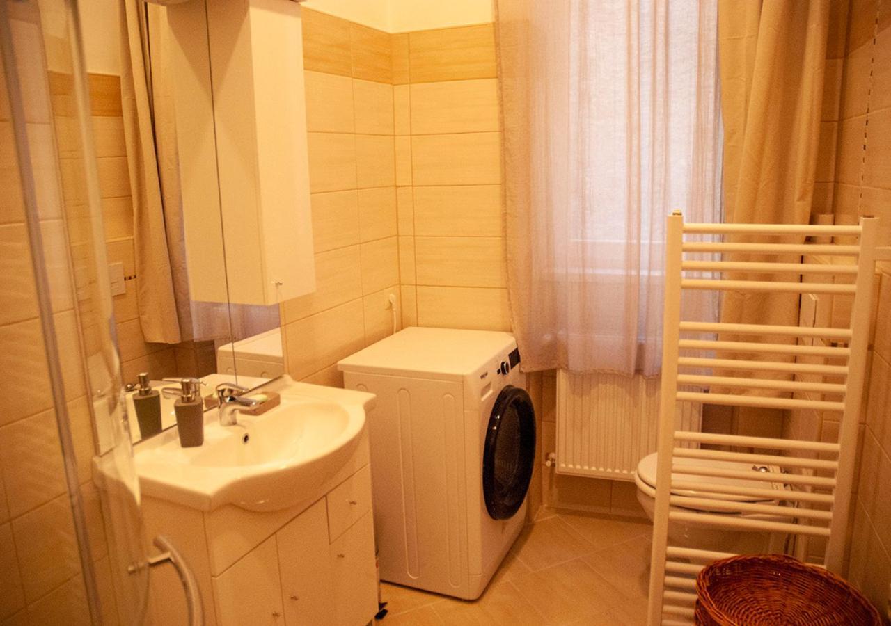 Western Apartman Budapeszt Zewnętrze zdjęcie